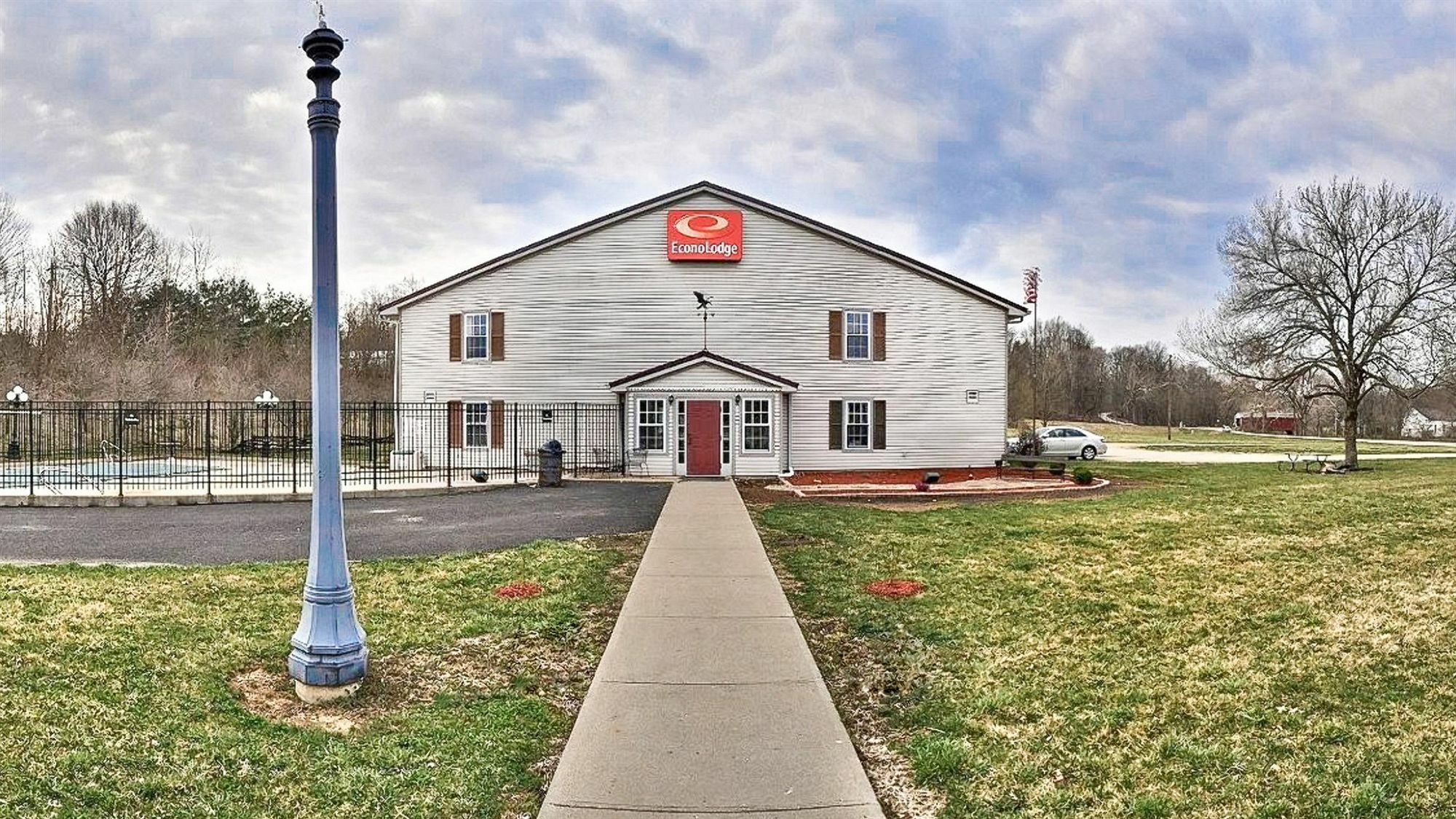 Royal Inn Rockville Exterior photo