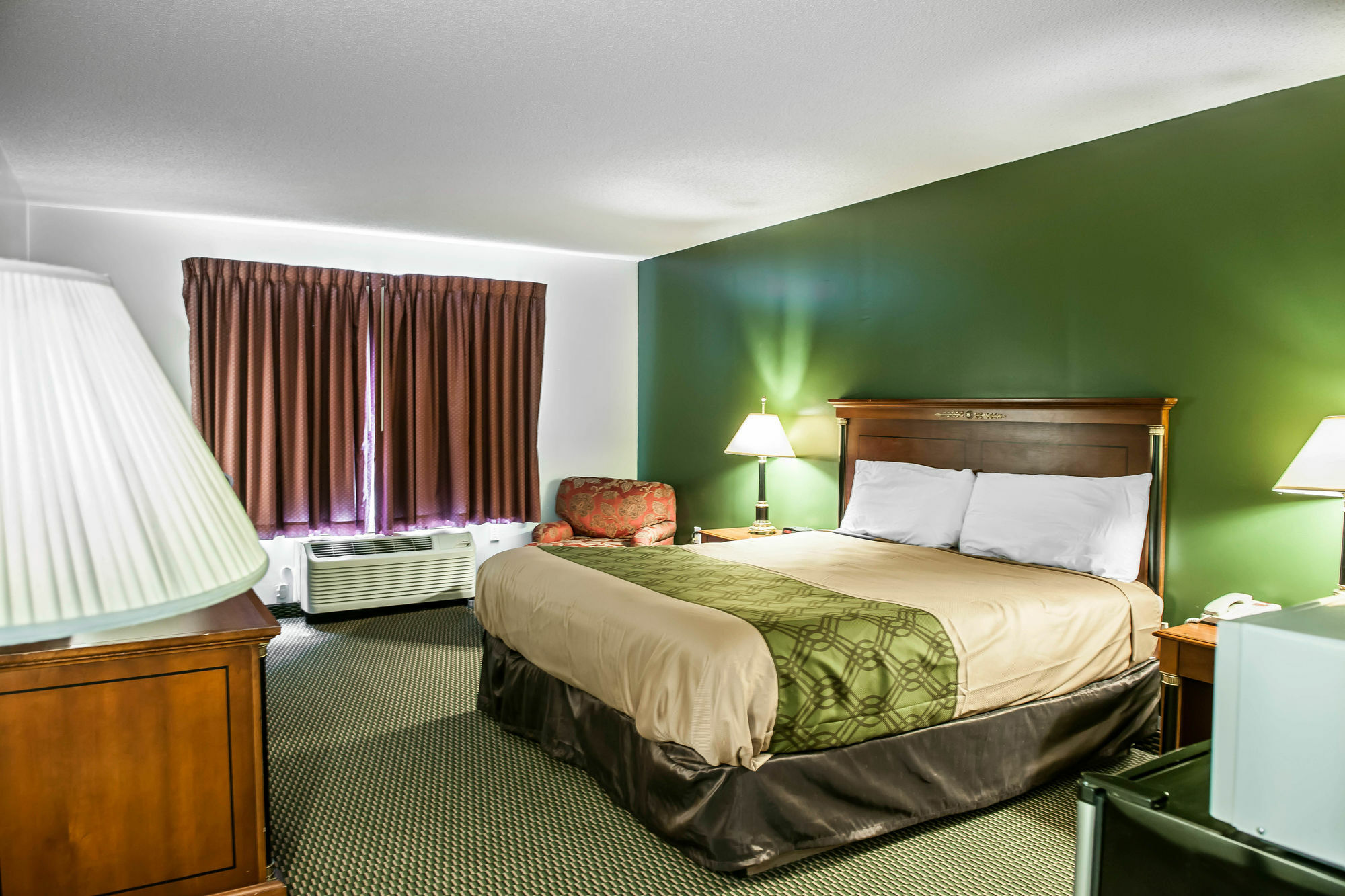Royal Inn Rockville Exterior photo